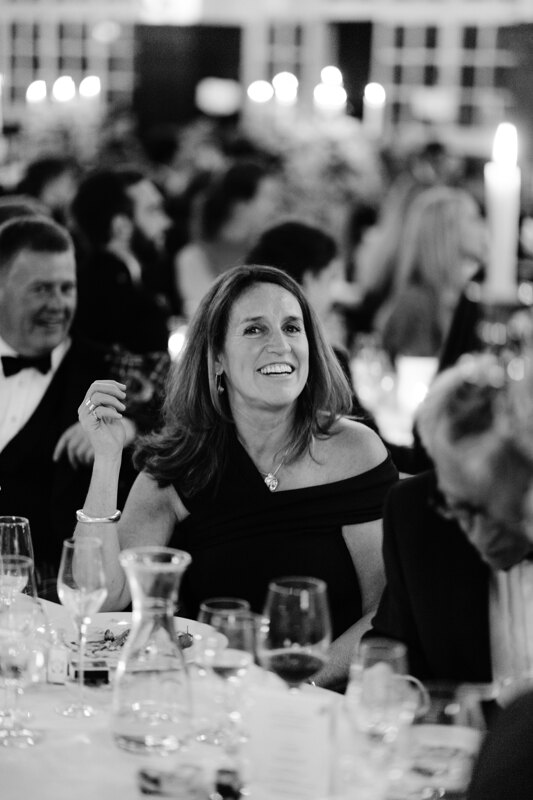 Wedding photography portfolio in Italy: Beautiful, smiling woman looking at the camera of a photographer