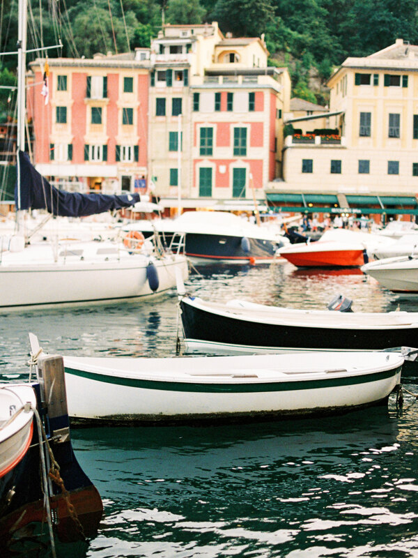 Wedding photography portfolio in Italy: Small pier in Portofino, with boats and yachts